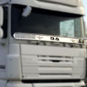 ATRAPAPIEDRAS CROMADO DAF (XF 105)