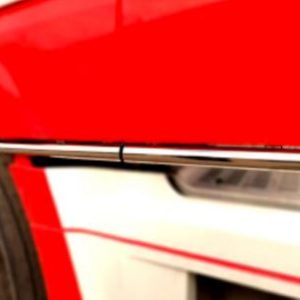 MOLDURA CROMADA LATERAL CABINA DAF (EURO 6)