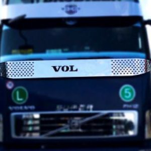 ATRAPAPIEDRAS CROMADO VOLVO (FH2-FH3)