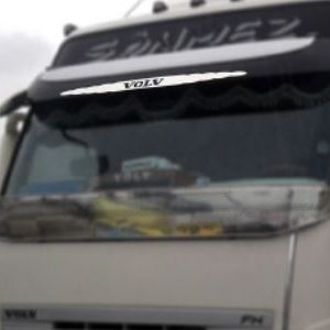 DECORATIVO CROMADO CABINA VOLVO (FH2-FH3)