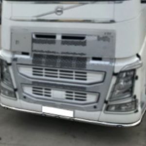 BARRA DE PARACHOQUES CROMADA VOLVO (FH4)