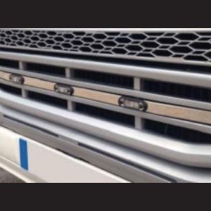 MOLDURA CROMADA PARTE INFERIOR CALANDRA VOLVO (FH4)