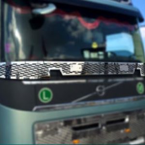ATRAPAPIEDRAS CROMADO VOLVO (FH4/2013-2020)